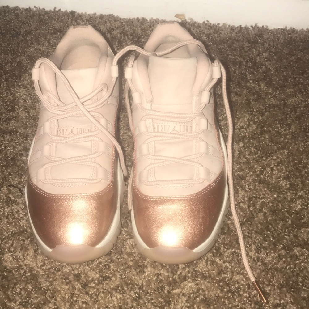 WMNS AIR JORDAN 11 RETRO LOW , 8.5